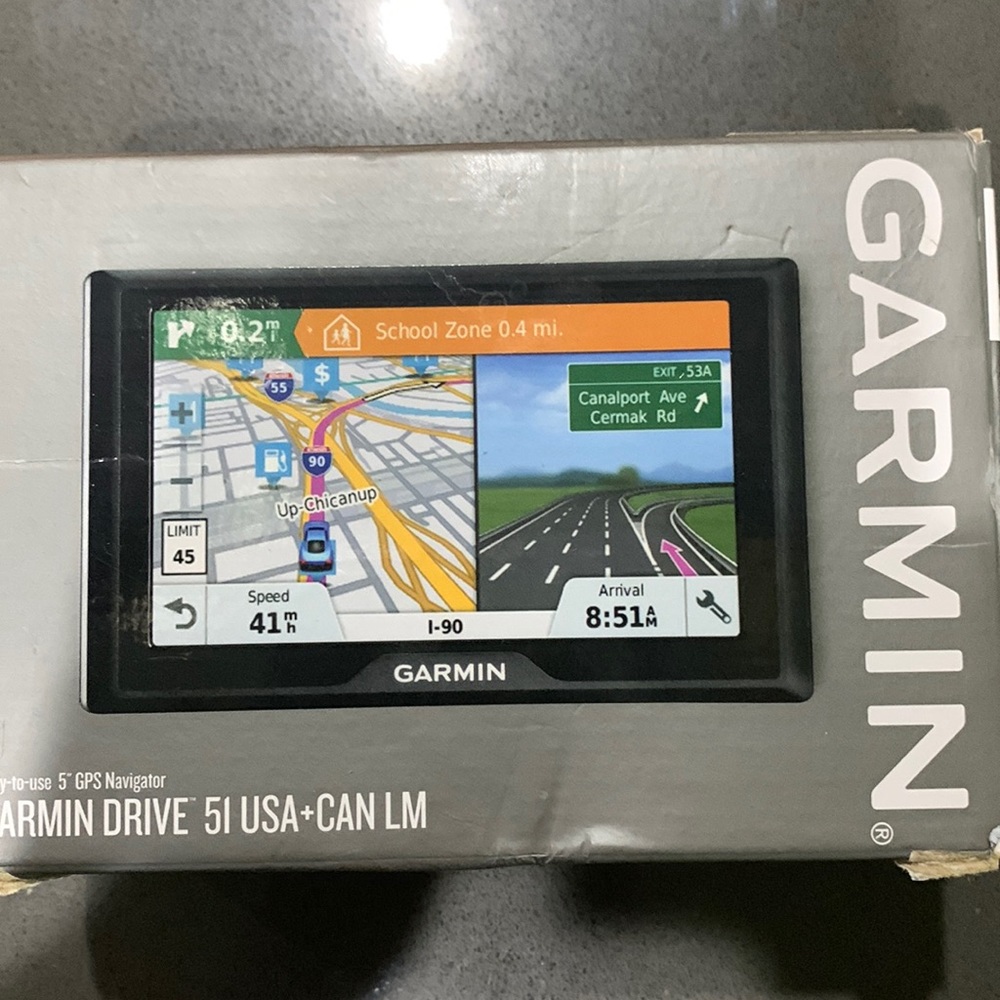 Garmin Drive 51 USA+Can. Like new